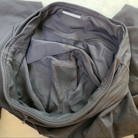 Lululemon Inspire Crops II *Luxtreme in Black - Picture 6 of 8